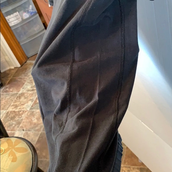 SALE!! Puma embroidered logo.  1 - Picture 6 of 6